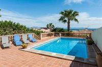 Villa Far *